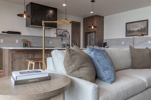 Téléviseur connecté, foyer