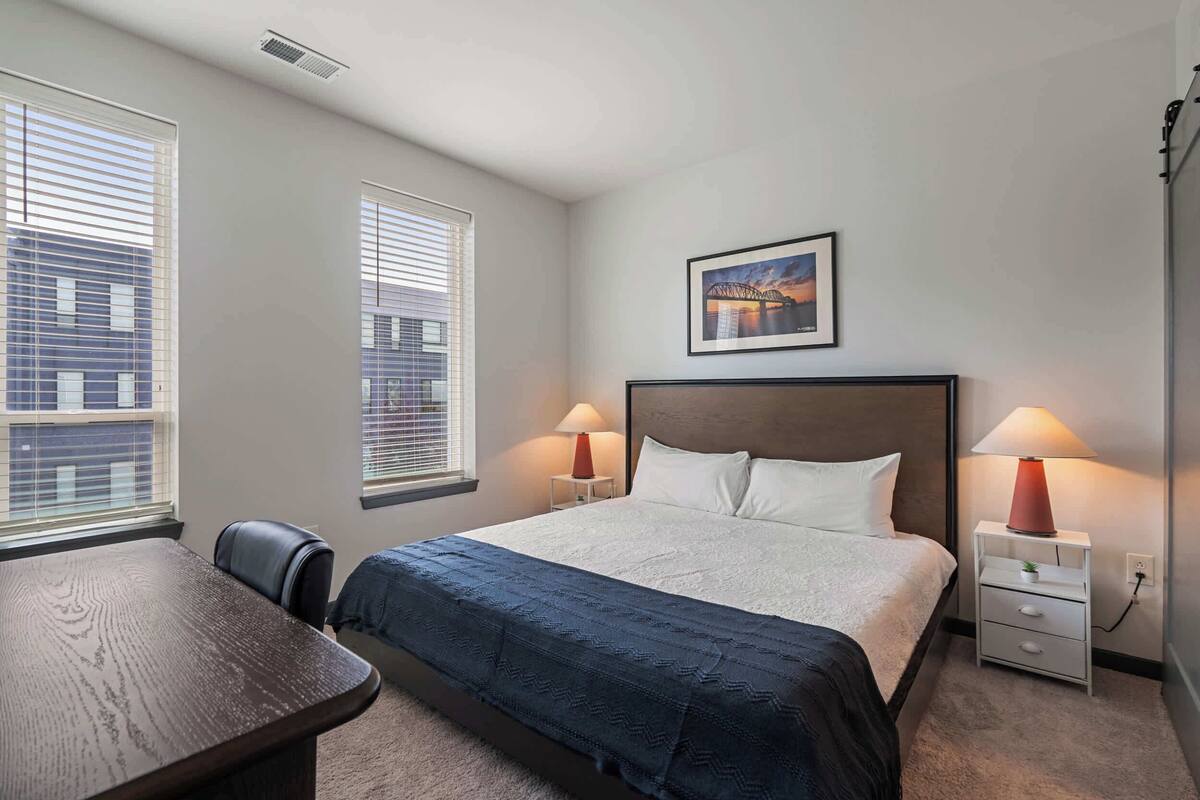 Lägenhet - 1 sovrum | Skrivbord, arbetsyta för laptop, strykjärn/strykbräda och gratis wi-fi