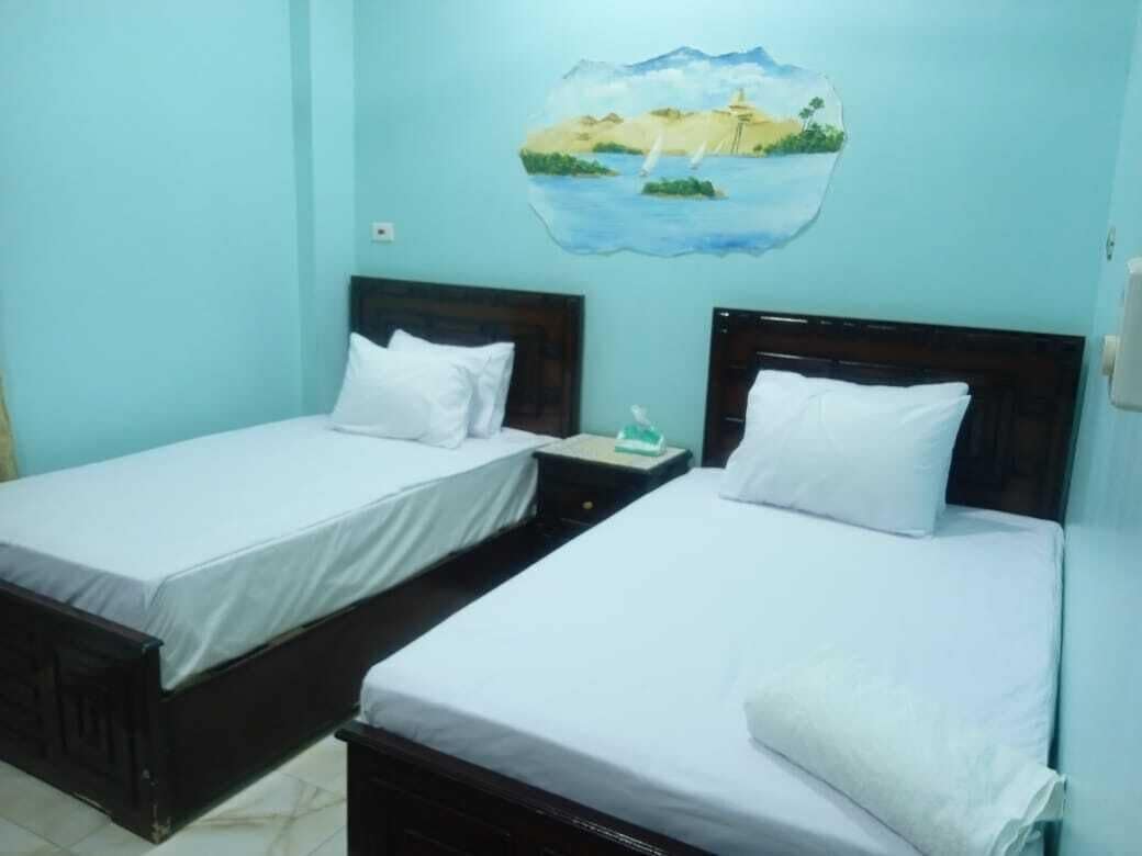 Tabla de planchar con plancha y wifi gratis 