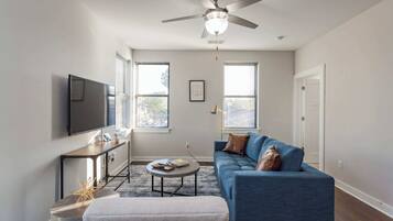 Televisión y oficina