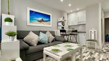 Apartment | Living room