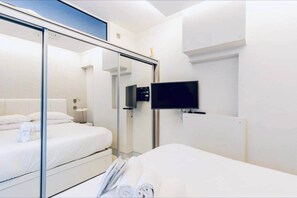 1 bedroom, iron/ironing board, WiFi, bed sheets