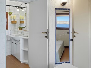 2 bedrooms, internet - Petunia by Interhome (La Maddalena)