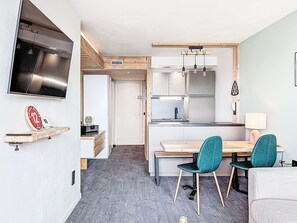 TV - La Nova by Interhome (Les Arcs)