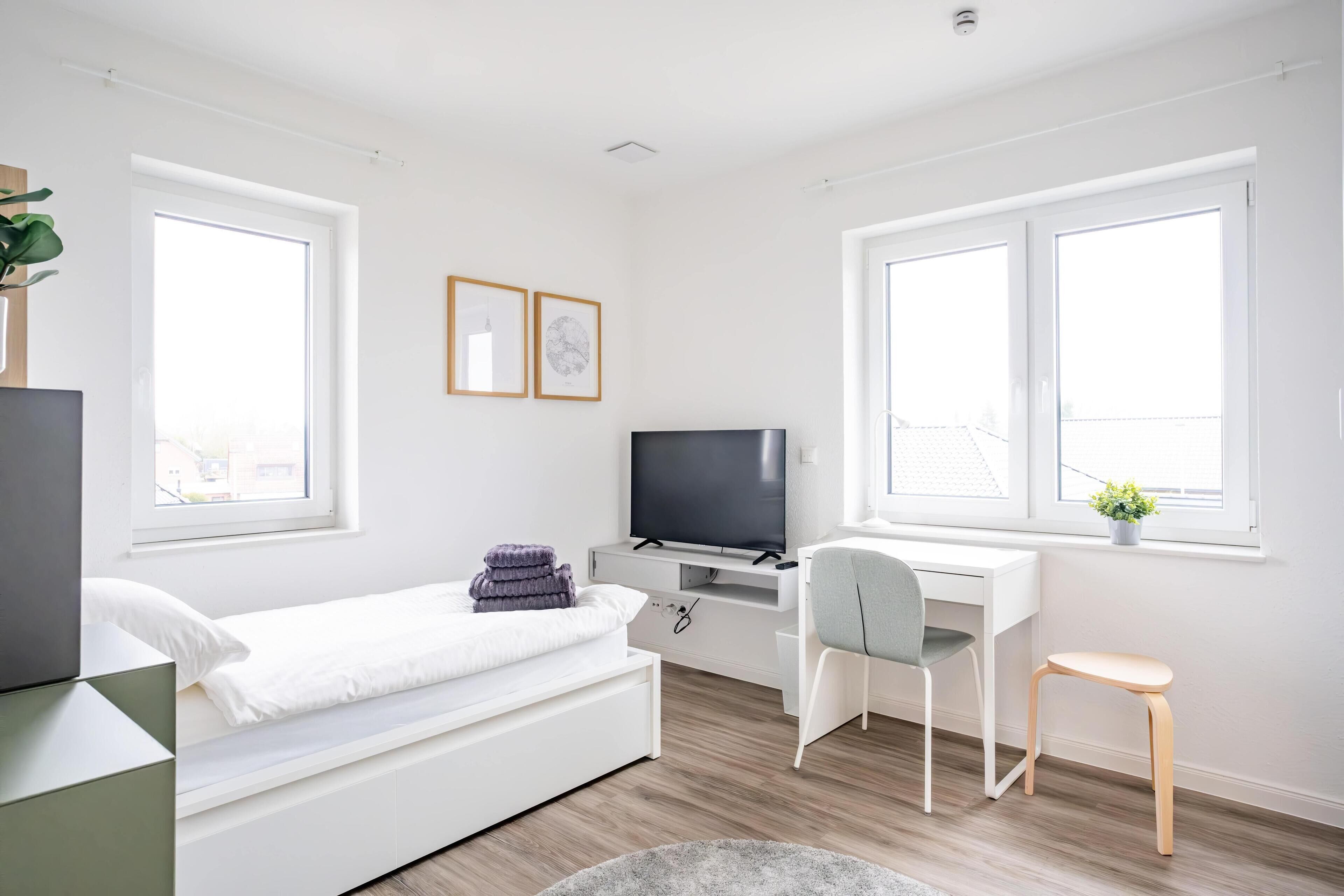 5 bedrooms, desk, iron/ironing board, free WiFi