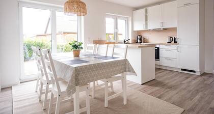 Geräumiges Ferien/Monteurhaus Michelhuus 1 in St.Michaelisdonn für bis zu 6 P.