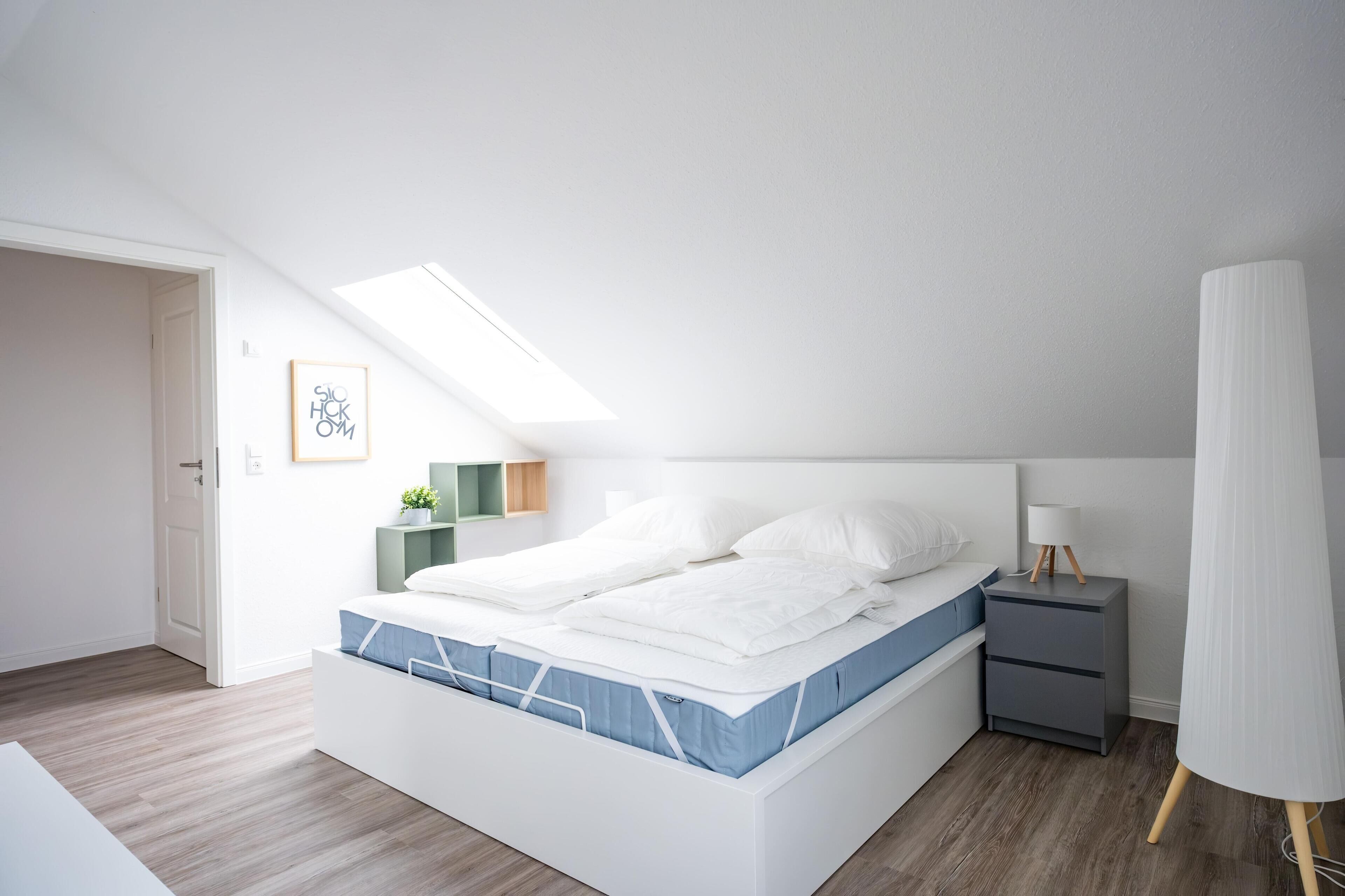 5 bedrooms, desk, iron/ironing board, free WiFi