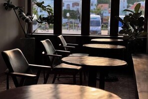 Coffee shop - Nin Garden Homestay (Vung Tau)