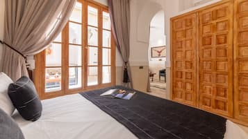 Zimmersafe, Bügeleisen/Bügelbrett, WLAN, Bettwäsche