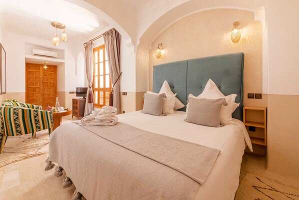 1 bedroom, in-room safe, iron/ironing board, WiFi