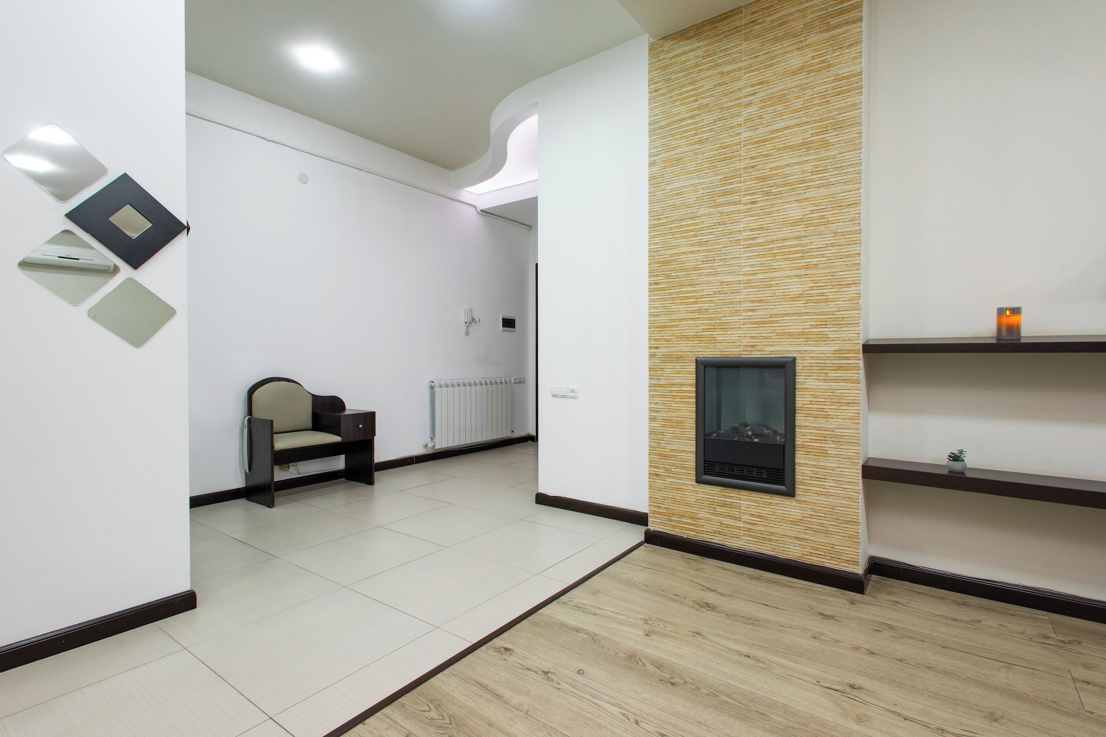 Apartemen Comfort, 2 kamar tidur, balkon, pemandangan kota | Area keluarga | Televisi layar datar 50-inci dengan saluran TV kabel