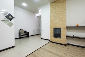 舒适公寓, 2 间卧室, 阳台, 城市景观 | 起居区