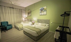Family Room | Free WiFi - Hotel Cool Mama Cameron Highlands (Brinchang)
