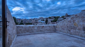 Luxury Suite, Bay View | Terrace/patio