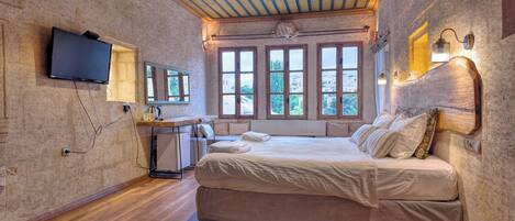 Suite de lujo, vista a la bahía | Wifi gratis