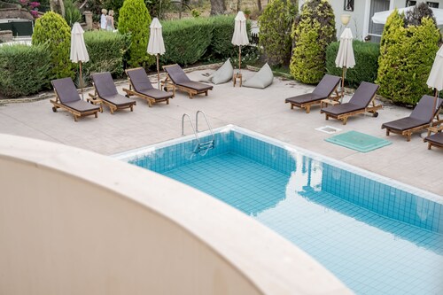 Odysseas Studios with Private Pool