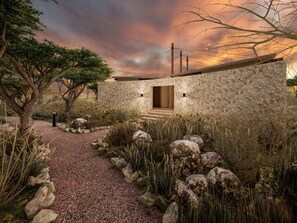 Exterior - Bupenyu Lodge by Newmark (Victoria Falls)