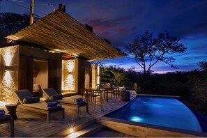 Outdoor pool - Bupenyu Lodge by Newmark (Victoria Falls)
