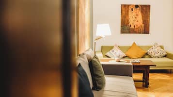 Comfort-Apartment, 1 Schlafzimmer | Laptopgeeigneter Arbeitsplatz, Bügeleisen/Bügelbrett, kostenloses WLAN