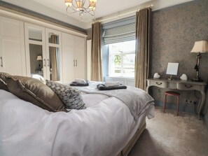 4 bedrooms, individually decorated, individually furnished, free WiFi - Langcliffe House (Skipton)