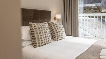 Chambre Double Deluxe, vue cour intérieure