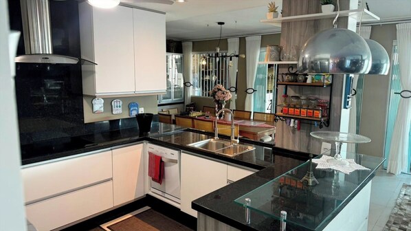 Microwave, oven, stovetop, dishwasher