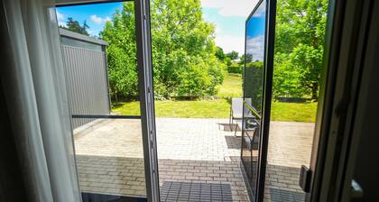 Moderne Haushälfte mit XXL-Parkplatz, Bike-Storage und Garten nahe Trier