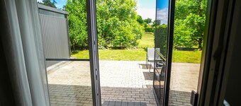 Modern semi-detached house with XXL parking space, bike storage and garden near Trier