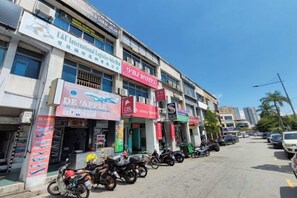 Fyrir utan