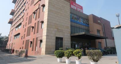 DEVENTURE HOTEL