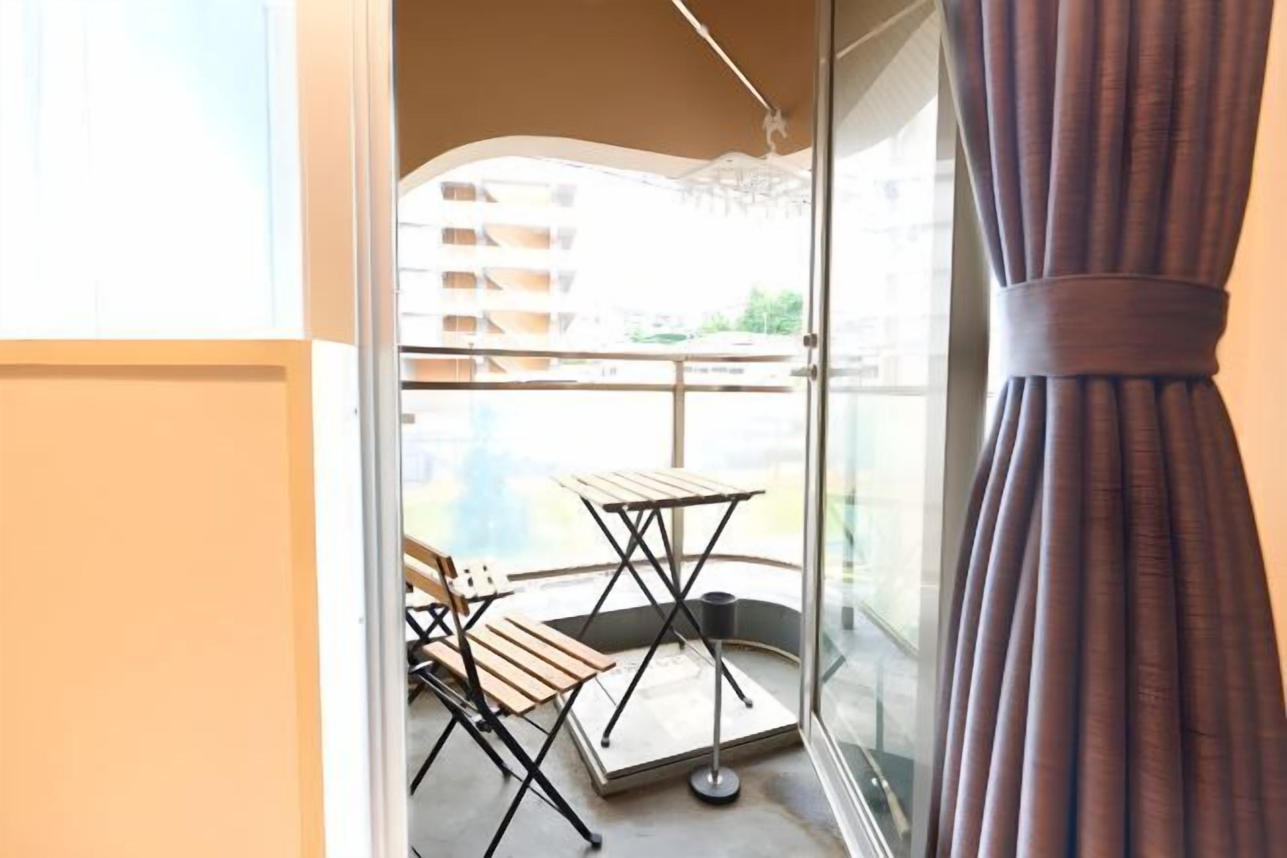 Soundproofing, iron/ironing board