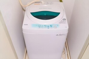 Système d’insonorisation, fer et planche à repasser