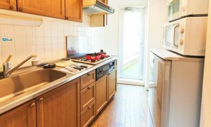 Private kitchen - S’CASA Nishishinjuku (Tokyo)