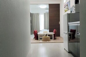 Room - WANO (Osaka)
