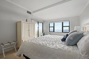 3 habitaciones, tabla de planchar con plancha y internet 