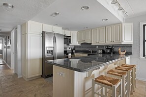 Microwave, dishwasher