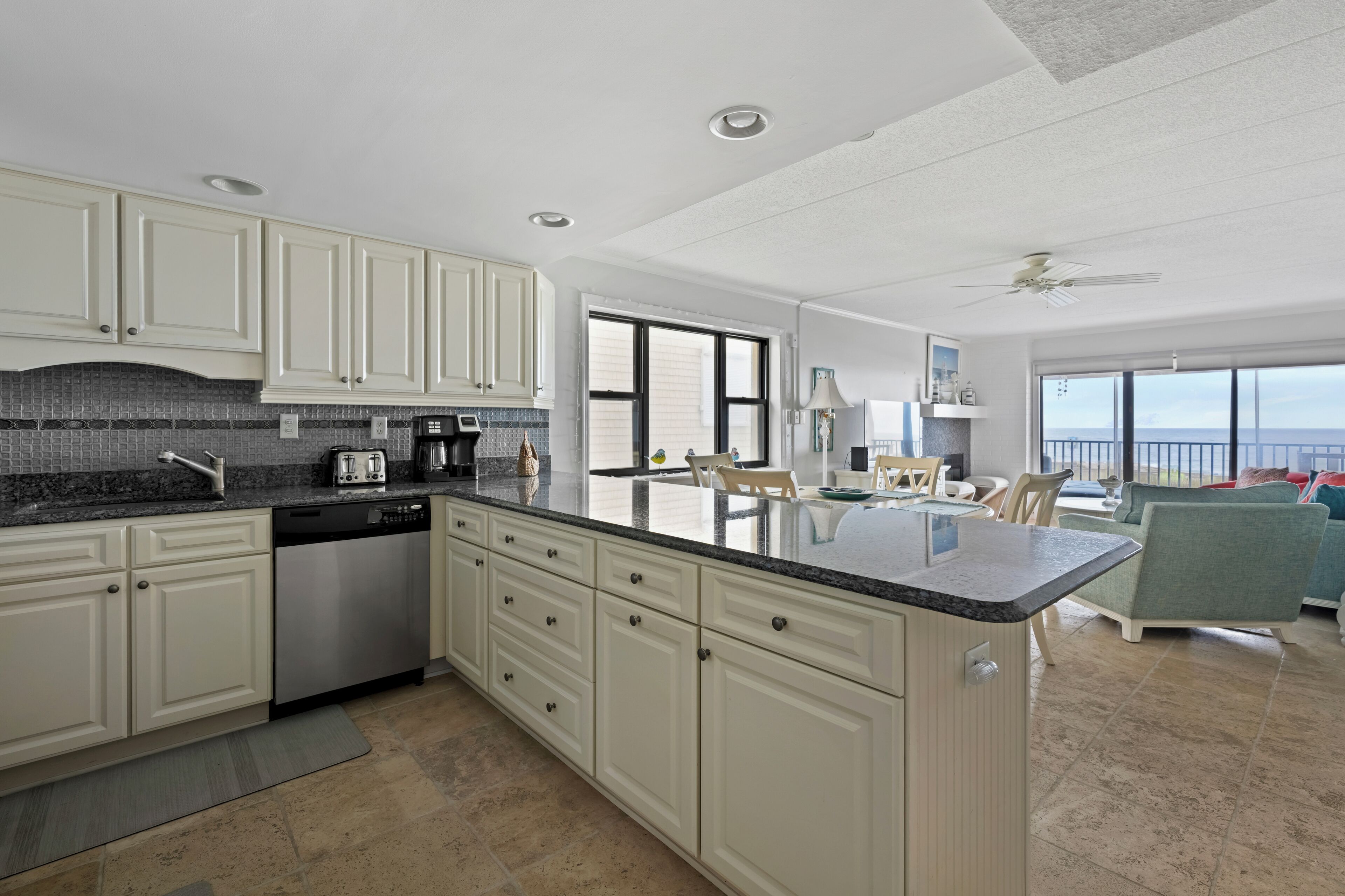 Microwave, dishwasher