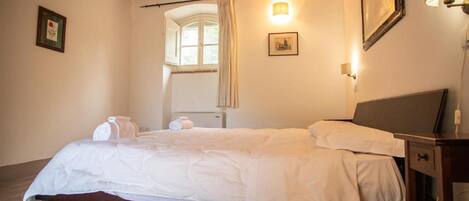 Apartment | 1 bedroom, individually furnished