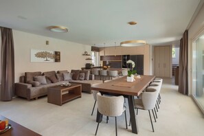 Interior - Luxury villa for 8 persons with swimming pool, whirlpool and sauna (Nova Vas)