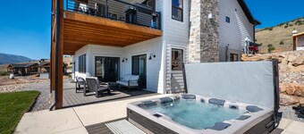 Mountain View Retreat B11|Hot Tub |Near Powder Mtn