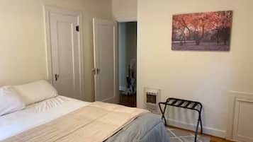 2 dormitorios, tabla de planchar con plancha, wifi y ropa de cama