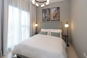 1 bedroom, in-room safe, desk, iron/ironing board