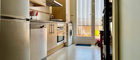 Apartment | Private kitchen