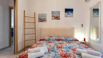 Silitysrauta/-lauta, Wi-Fi, vuodevaatteet