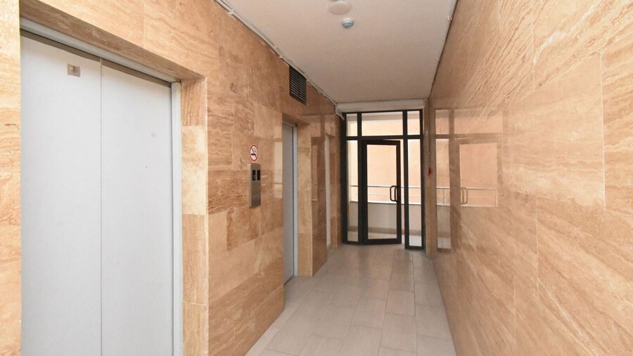 Apartment by Luxe Group DI412