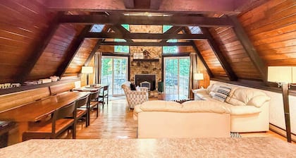 Alpenhaus Upper ~ Whitecap Ski Village!