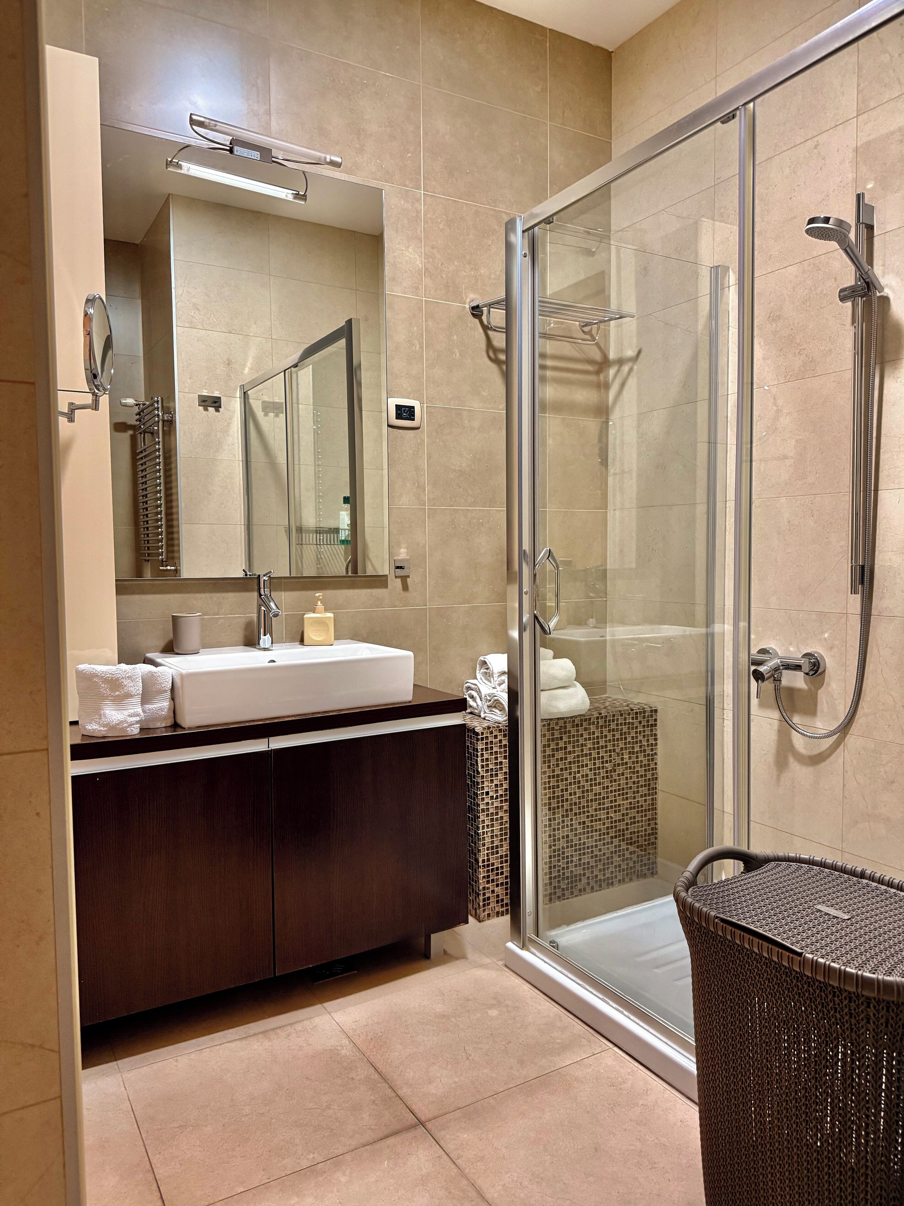 Deluxe Apartment, Sea View | Bathroom