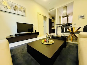 Apartamento Deluxe, vistas al mar | Zona de estar
