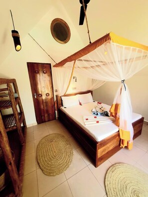 In-room safe, desk, laptop workspace, free WiFi
