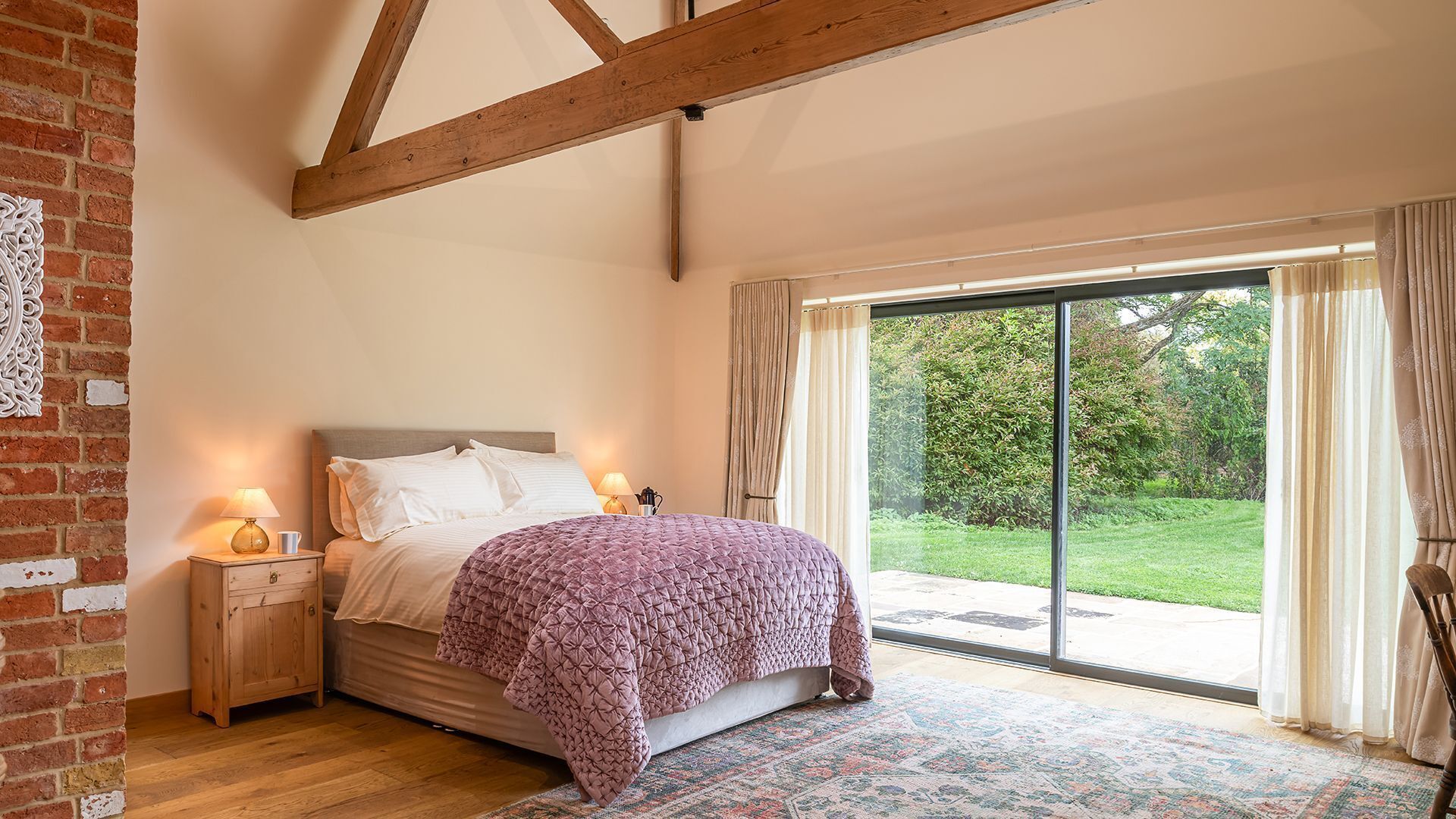 3 bedrooms, iron/ironing board, travel cot, free WiFi
